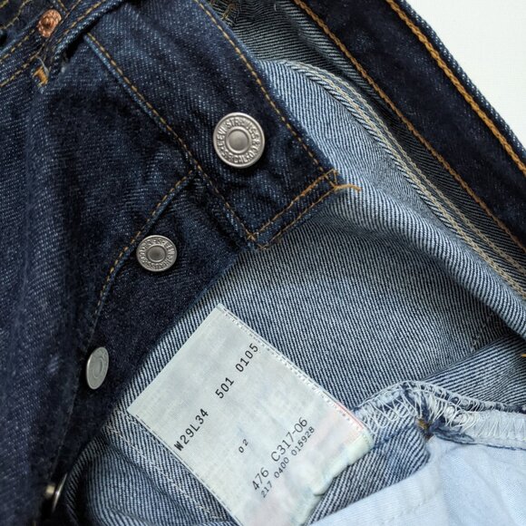Vintage Levi's 501 dark blue jeans pants, size 29 x 34 - Picture 5 of 7
